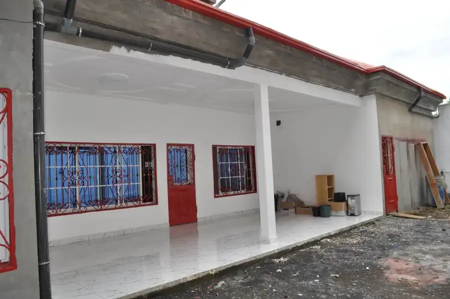Buea Duplex — side elevation
